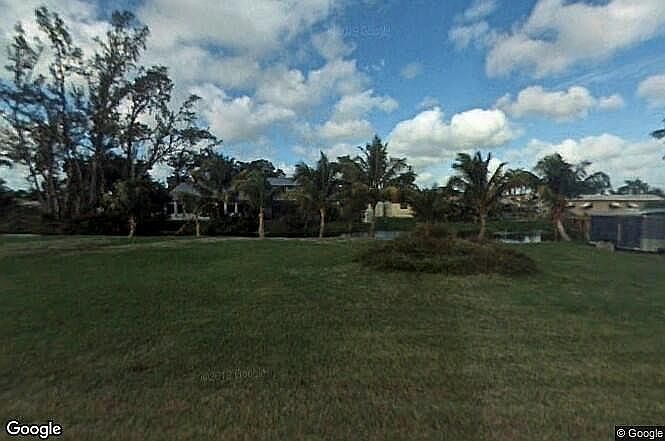 Beautiful waterfront 