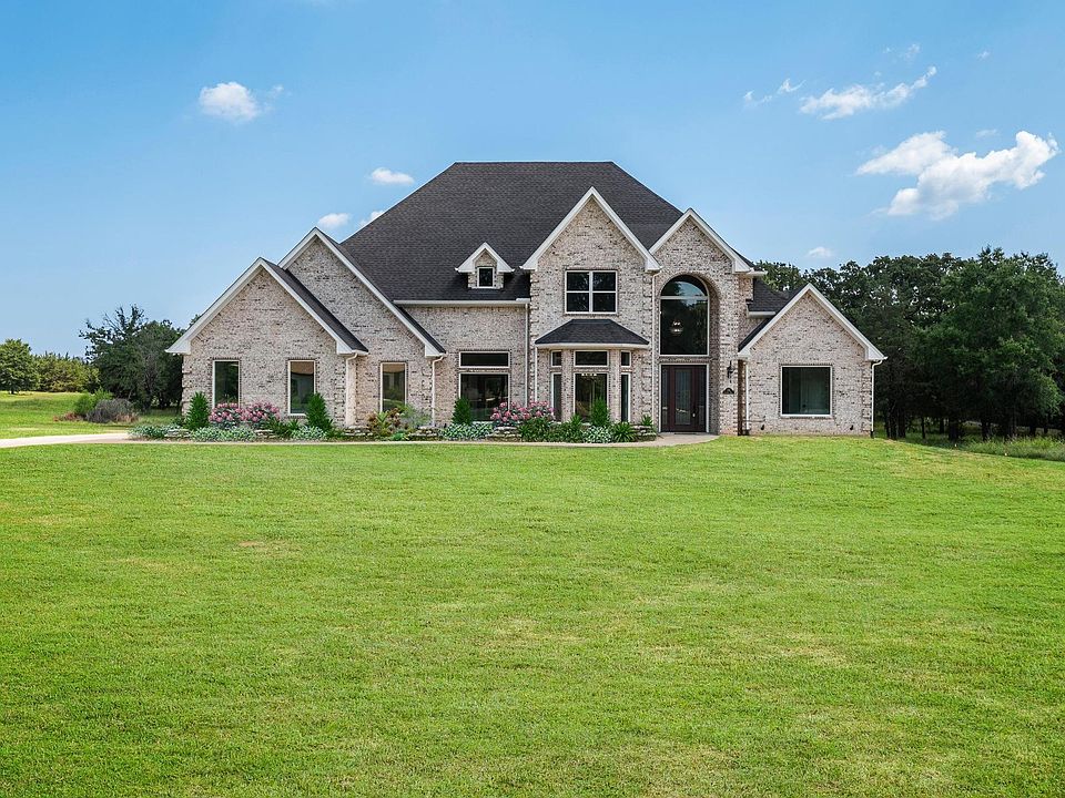 1st image of 174 Cascades Blvd