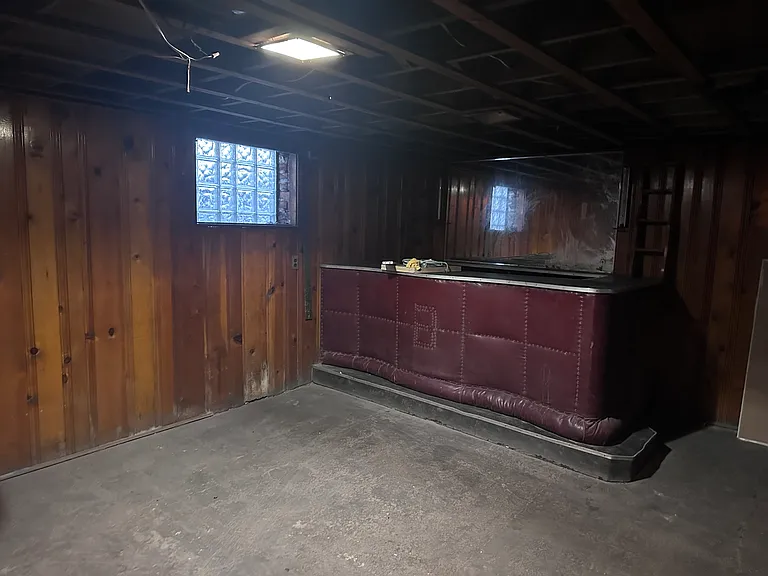 3352 Hudson Ave — Photo 7
