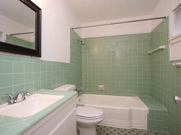 4th image of 3520 Garrott St APT 5