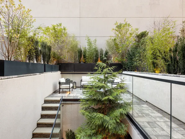 76 South 2nd Street image 6 of 37