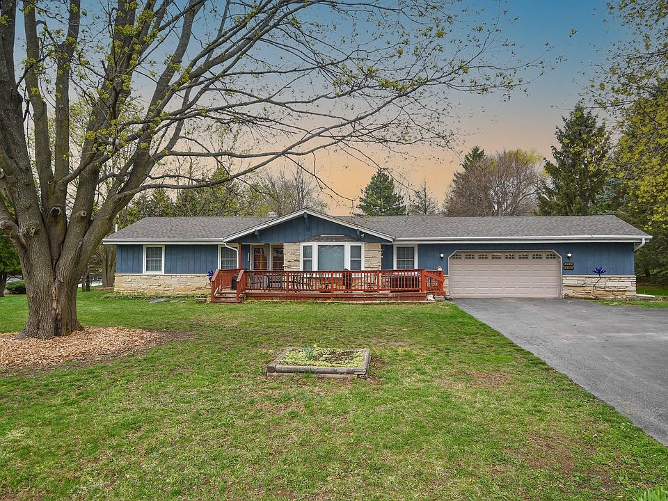 1st image of W330N5419 Linden Cir E
