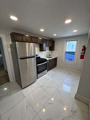 1st image of 611 2nd St Floor 2