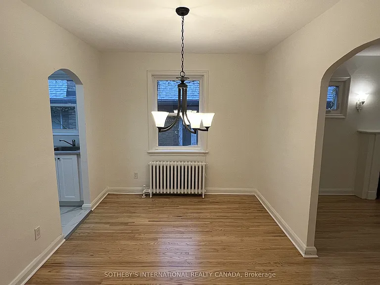 126 Braemar Ave #UPPER — Photo 12