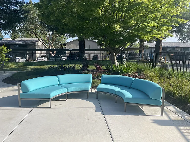 Artisan Square — Photo 16