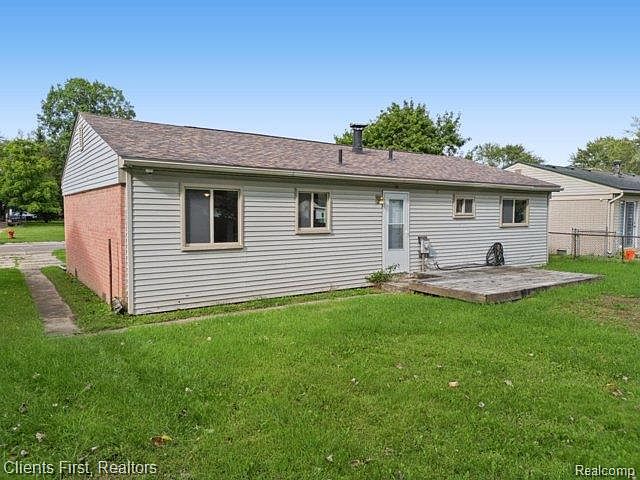 27031 Leroy St, photo 6