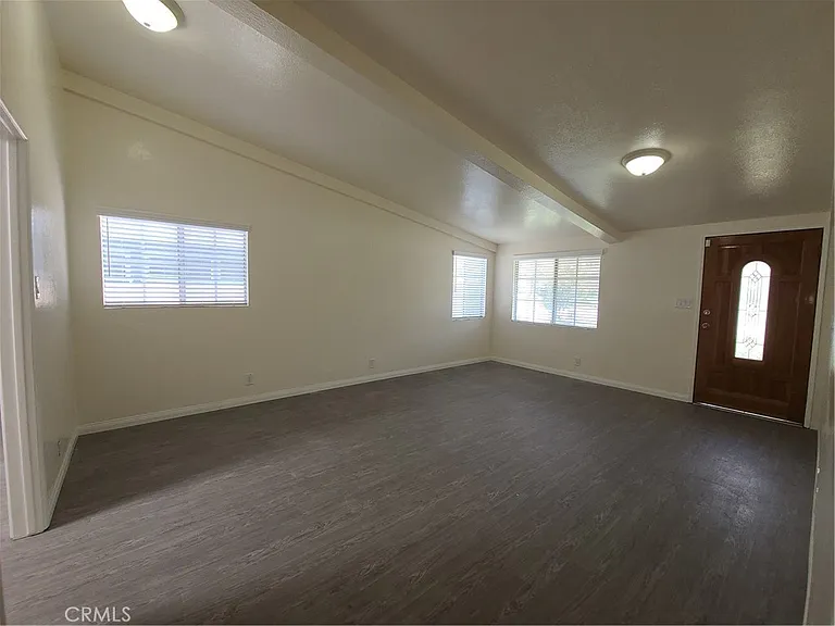 20340 Sherman Way — Photo 4