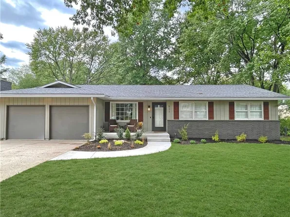 511 Kasold Dr, Lawrence, KS 66049