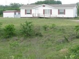 409 Bluhm Rd, West, TX 76691