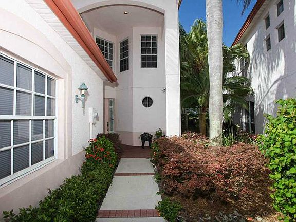 2nd image of 7364 Mara Vista Dr