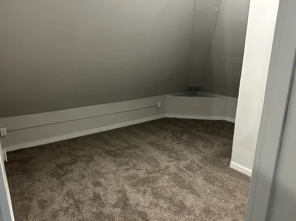 1002 N Fountain Ave APT A, Springfield, OH 45504