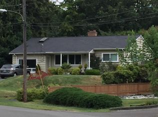 23711 77th Ave W, Edmonds, WA 98026