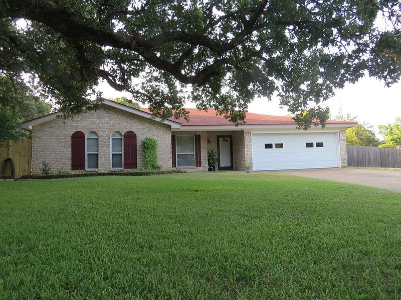 1st image of 7124 Sweetbriar Ct