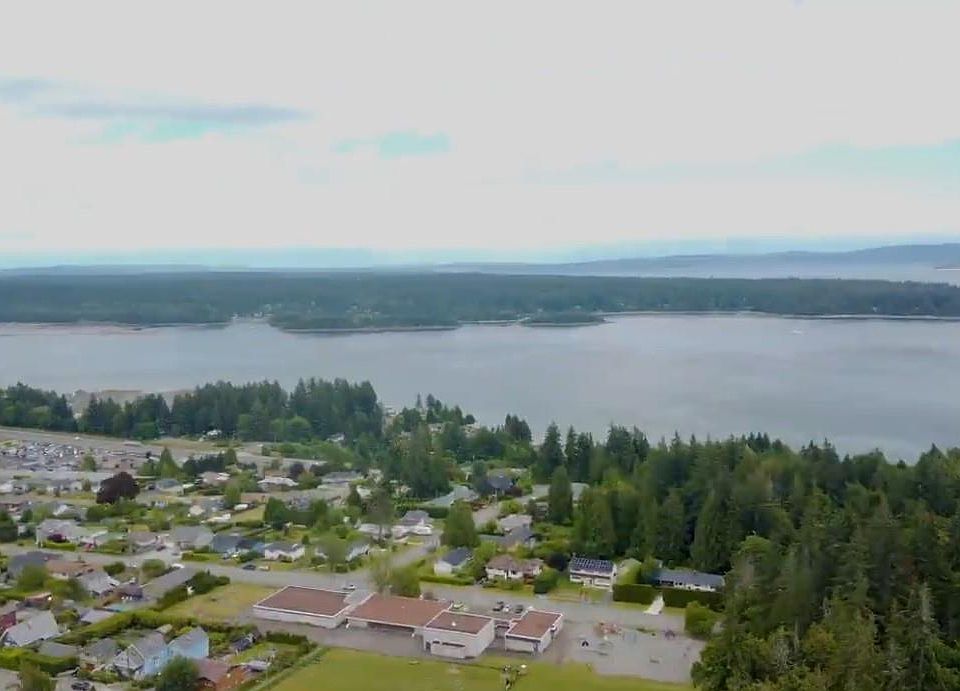 1st image of 441 Thetis Dr