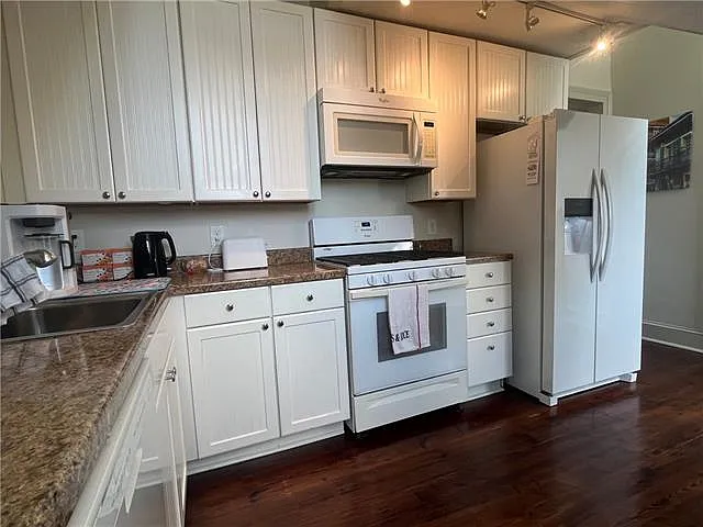 734 Ursulines Ave — Photo 7