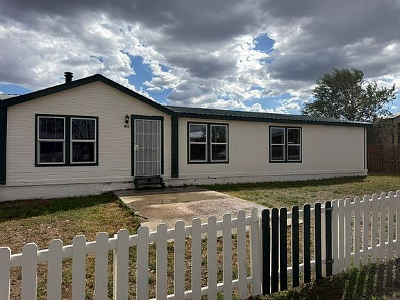 4th image of 415 Arrow Rd