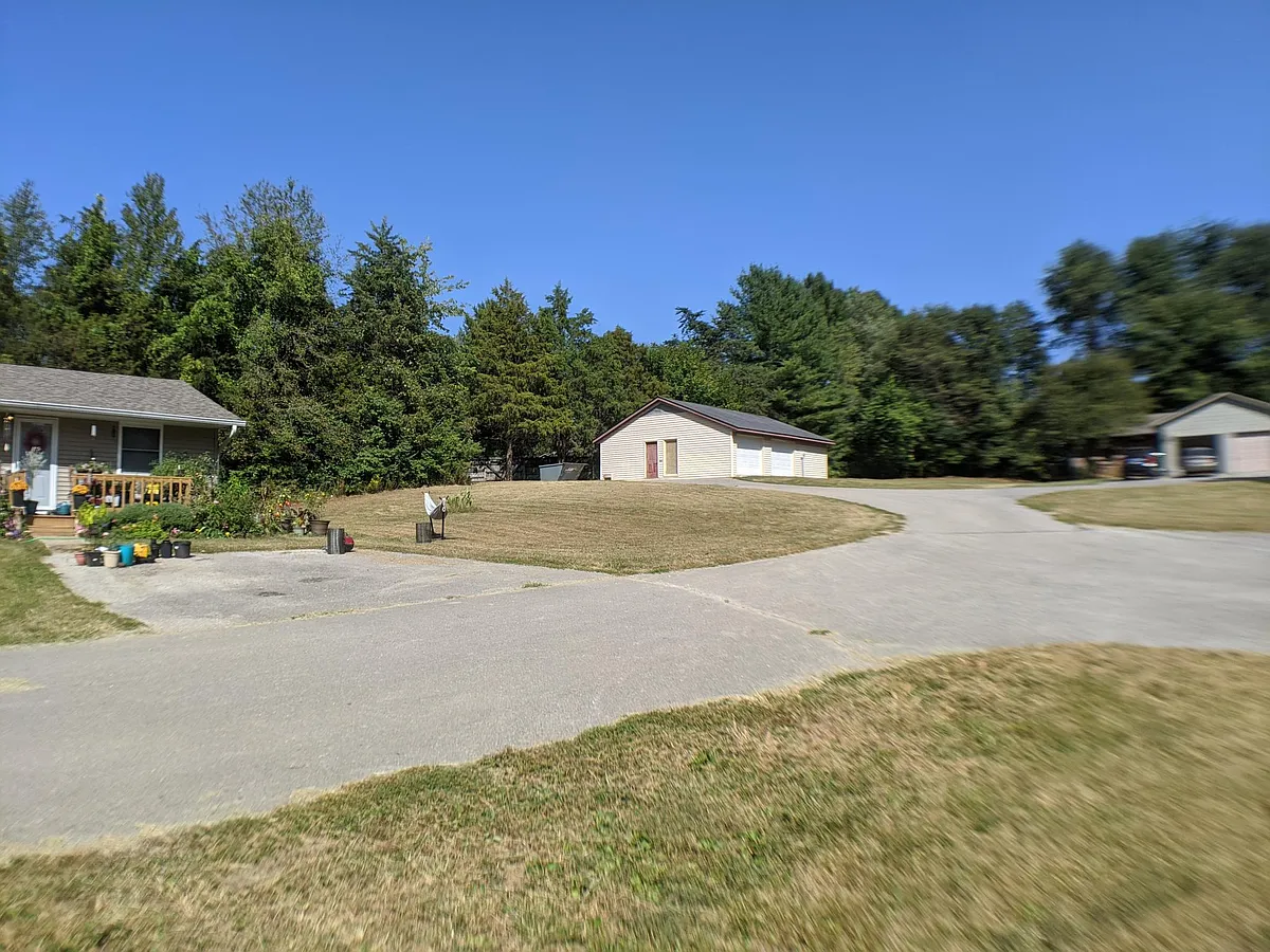 Building Photo - 4710 S Rockport Rd