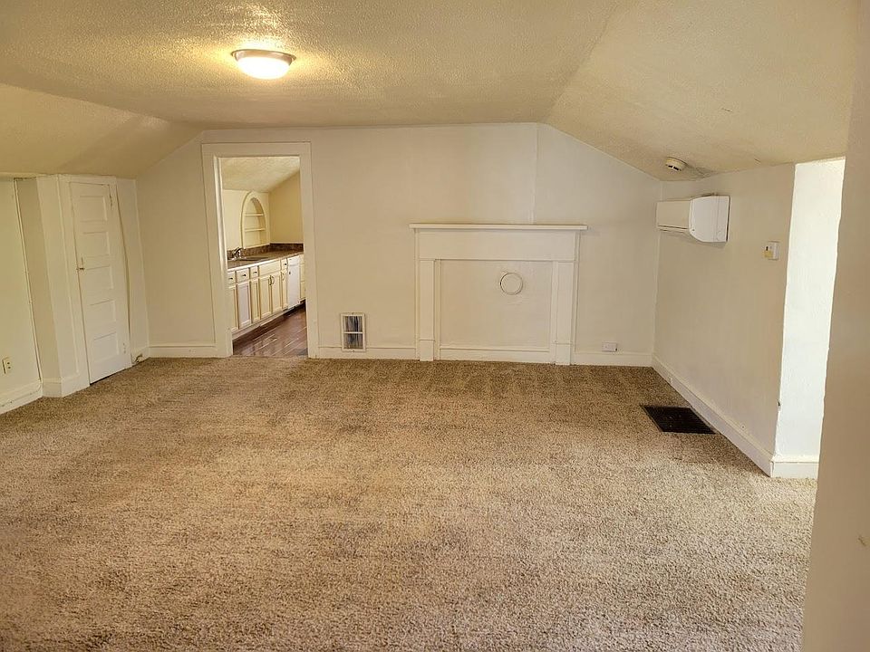 115 Cambridge Ave E Greenwood SC Zillow Apartments for Rent in