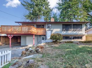 22802 27th Ave S, Seattle, WA