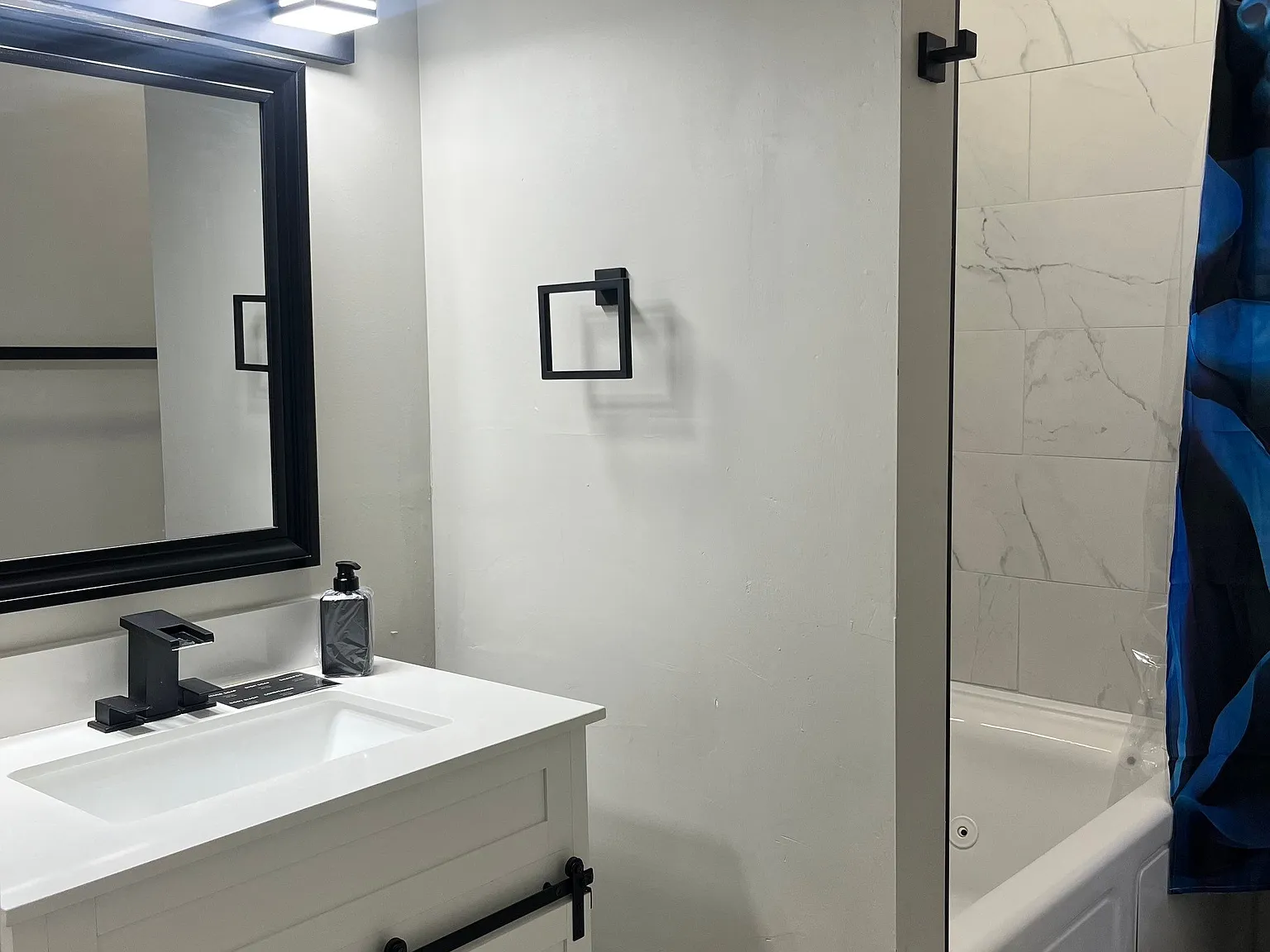 2 bed, 1200 sqft, $1,600 — Photo 1