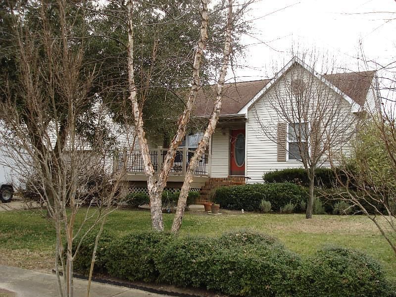 2nd image of 1232 Handel Dr