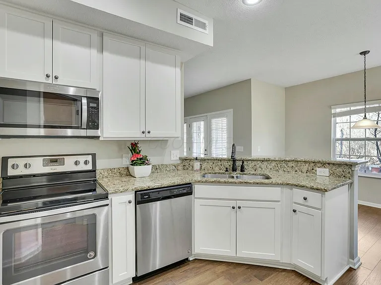 505 Wintergreen Way — Photo 15