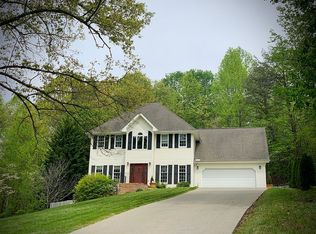 109 Southridge Dr, Blountville, TN 37617