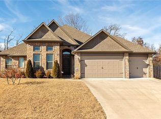 1901 NE Steinbeck Dr, Bentonville, AR 72712