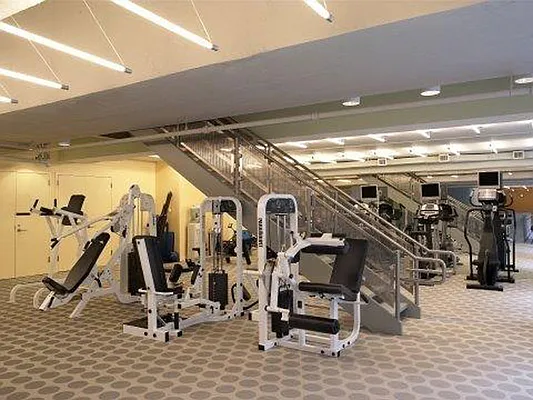 Rented by Brown Harris Stevens | media 18