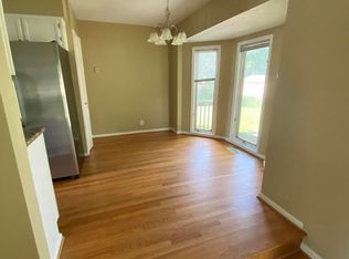 4204 Stivers Ct, Woodlawn Park, KY 40207