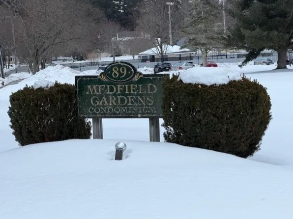 89 Pleasant St APT D1, Medfield, MA 02052
