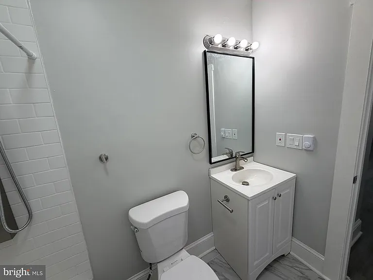 244 Mansion Ave — Photo 12