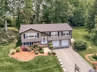 7 Knight Rd, Wayne, NJ 07470