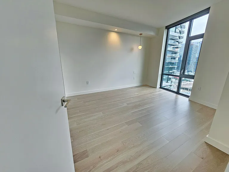 889 103rd Ave NE #1501 — Photo 10