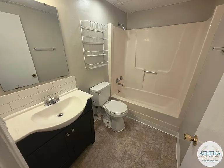 1318 N Sprigg St — Photo 9