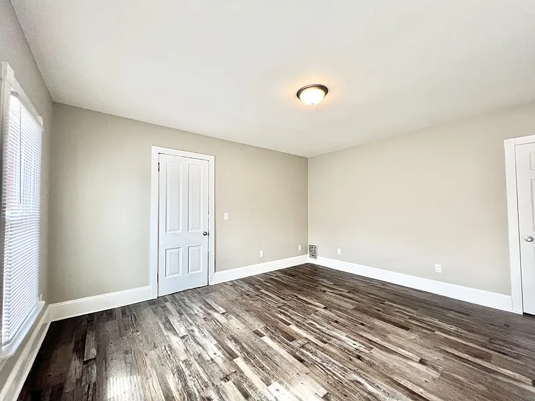 238 Madison St #3 — Photo 7
