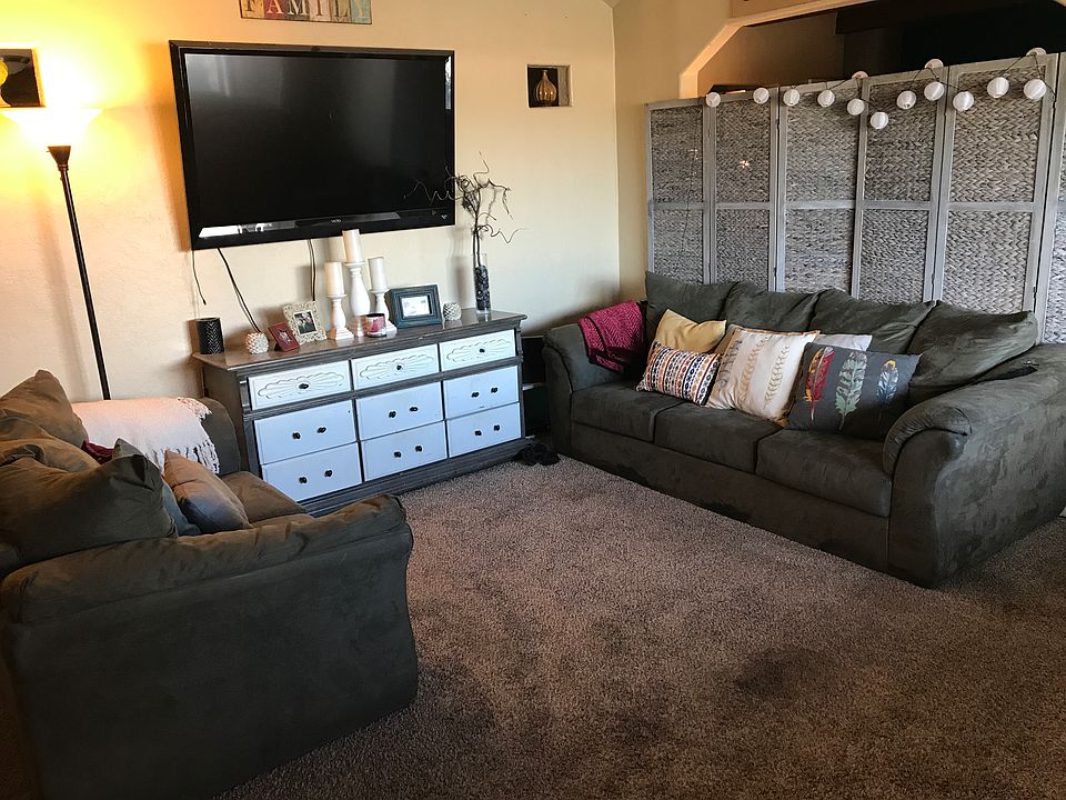 1st image of 3807 Highland View Dr