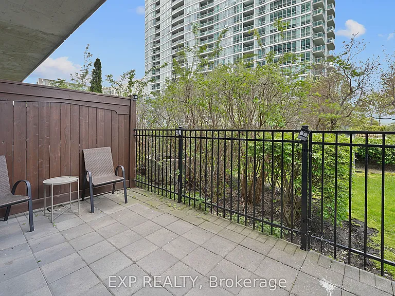165 Legion Rd N #423 — Photo 3