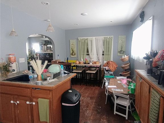 3rd image of 120 Marvin Rd