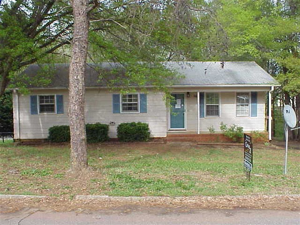 1st image of 66 Willowood Dr
