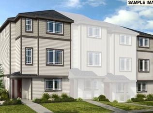 7474 NW Elise Ave, Portland, OR 97229