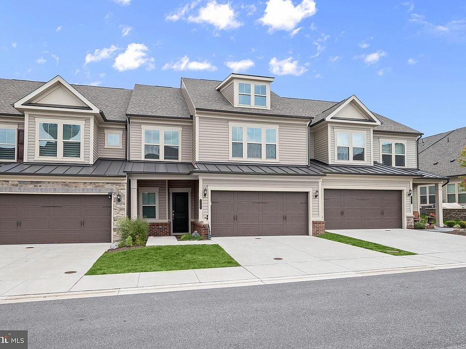 1st image of 8102 Lisa Ln #55