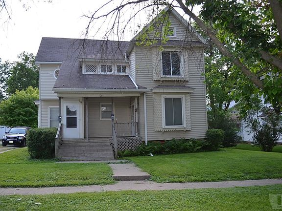 4th image of 709 N B St
