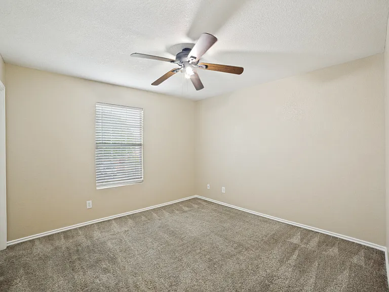 5430 Wincheap Farm — Photo 1