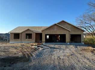 205 White Lilac Ct, Mascoutah, IL 62258