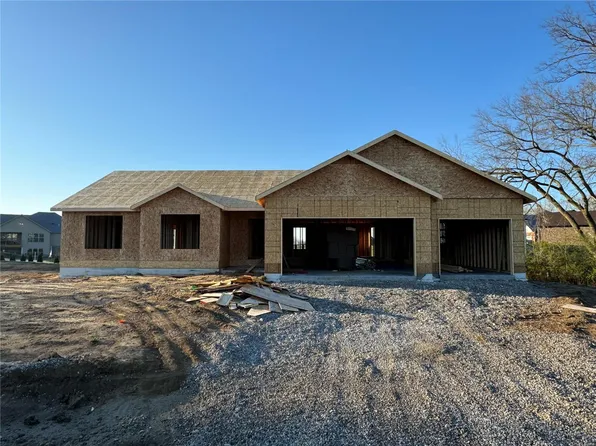 205 White Lilac Ct, Mascoutah, IL 62258