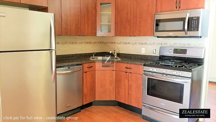 Rented by ZealEstate Group Inc | media 51