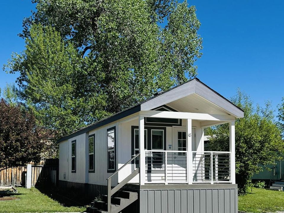 1st image of 400 S 1st St Lot 18