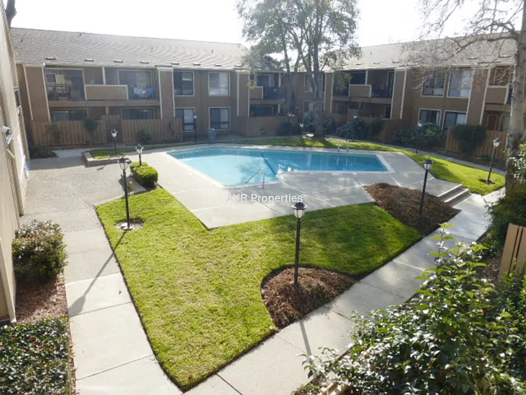 8975 Alcosta Blvd #108 — Photo 11