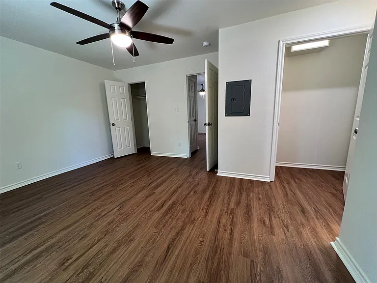 1231 Sycamore Ave #D — Photo 9